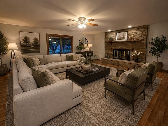 2nd image of 1908 Lakeview Dr