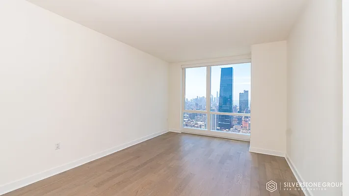 Rented by Silverstone Group USA Corp. | media 25