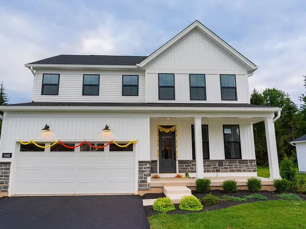 1440 Mill Race Dr, Quakertown, PA 18951