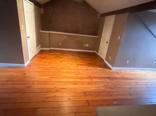 1375 Iowa St #1, Dubuque, IA 52001