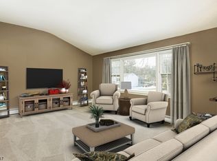 604 E Baldwin St, Hackettstown, NJ 07840