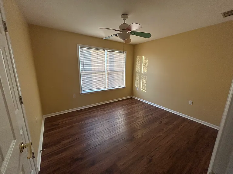 29 Carriage Dr — Photo 17