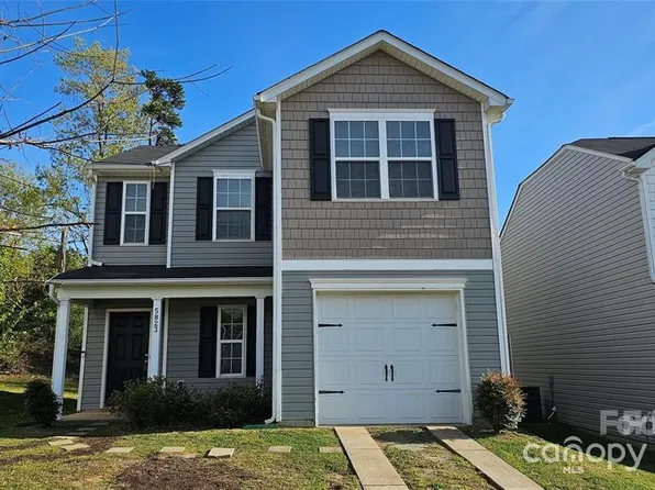 5823 Natick Dr, Charlotte, NC 28214