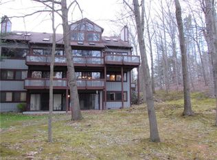 2181 Pinebrook Trl, Cuyahoga Falls, OH 44223