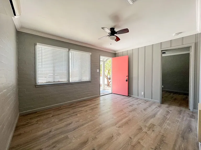 6678 El Rey Ave — Photo 2