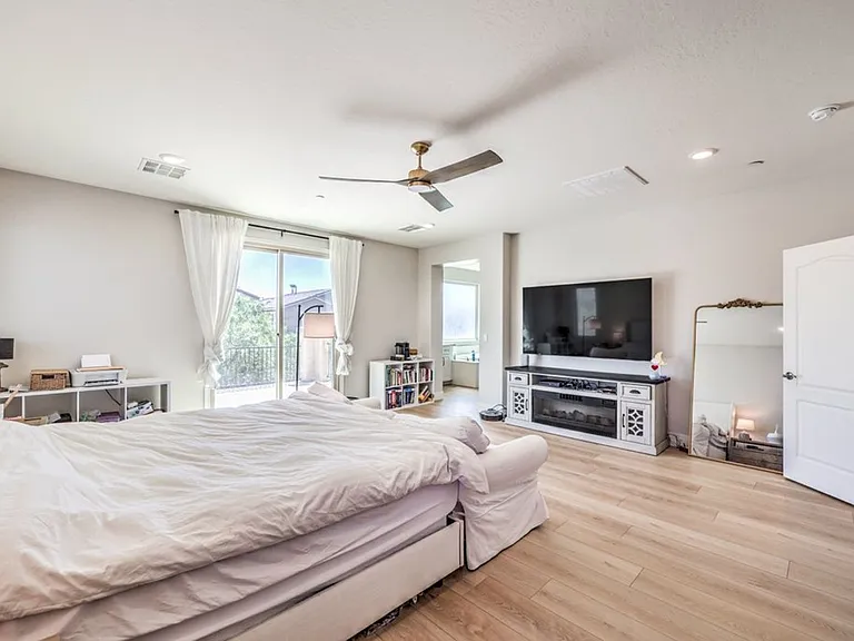 2815 Shining Sun Way — Photo 13