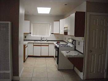 4th image of 6709 Madrone Ave