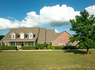 136 Tranquil Pl, Red Oak, TX 75154