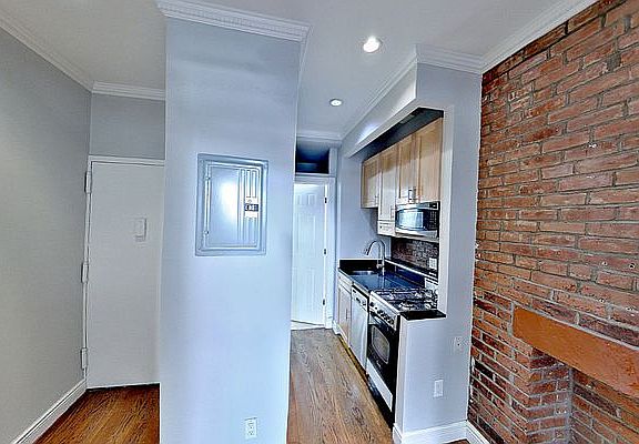 2nd image of 44 Avenue B APT 2C