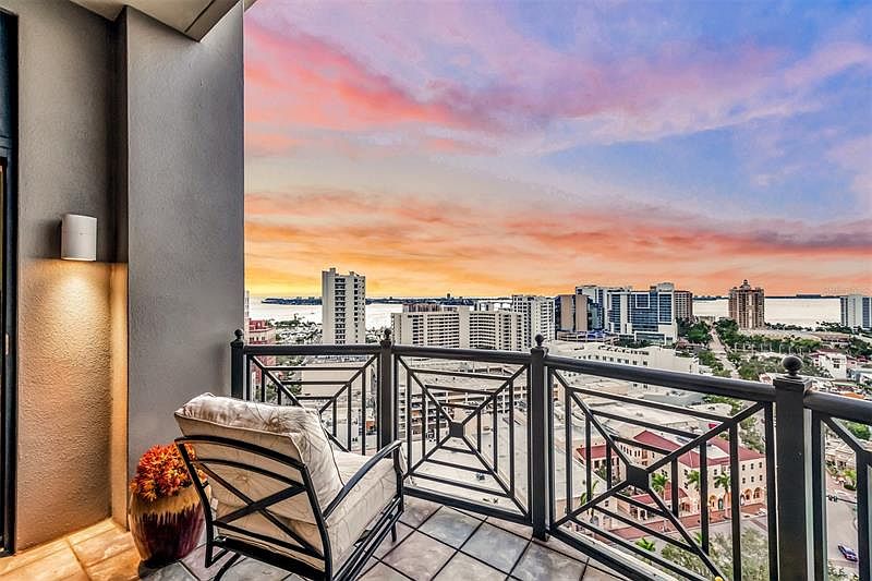 50 Central Ave Sarasota, FL, 34236 Apartments for Rent Zillow