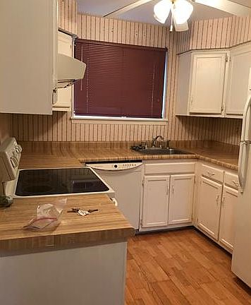 4th image of 6 Briarcliff Dr S APT 64