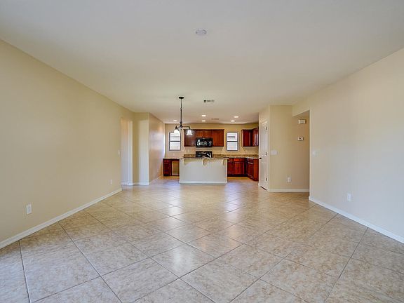 5th image of 33086 N Sandstone Dr