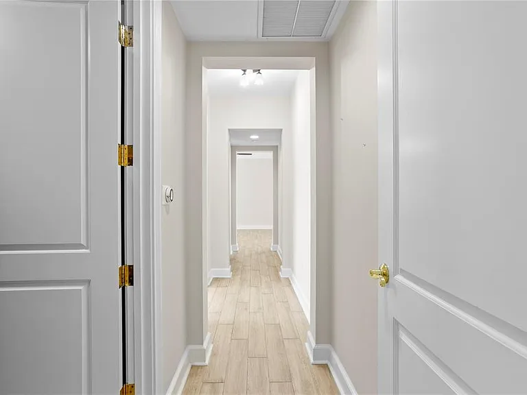 300 Beach Dr NE #1201 — Photo 27