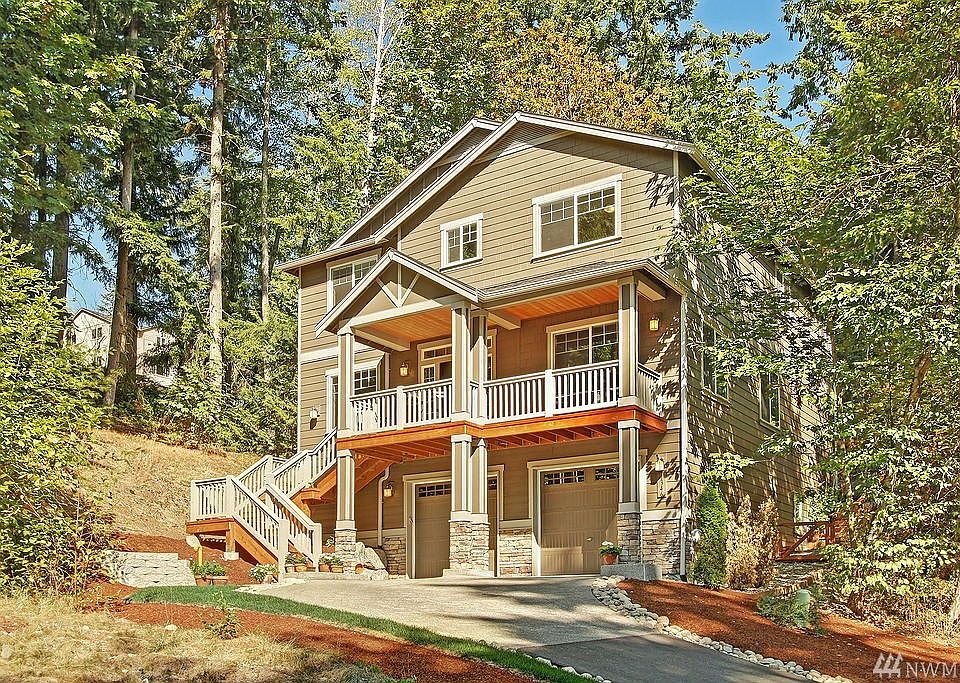 1st image of 1346 211th Ave NE