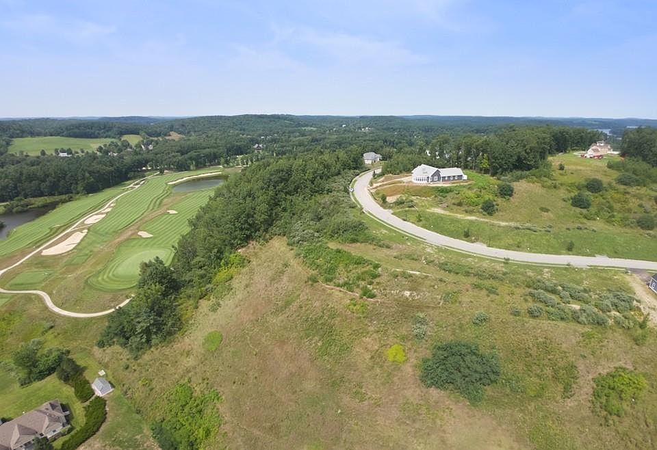 2nd image of 41 Seven Sister Rd