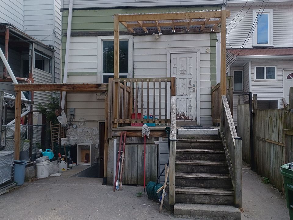 1st image of 150 Jones Ave