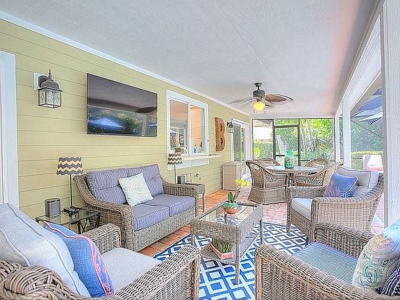 4th image of 6 Riverview Dr