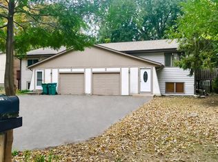 11442 Osage St NW, Coon Rapids, MN 55433