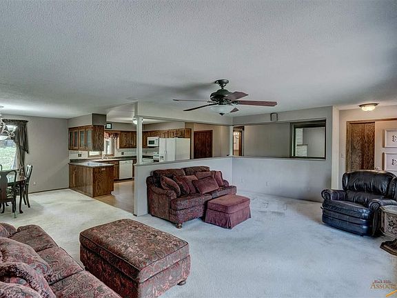 3rd image of 8010 Blucksberg Dr