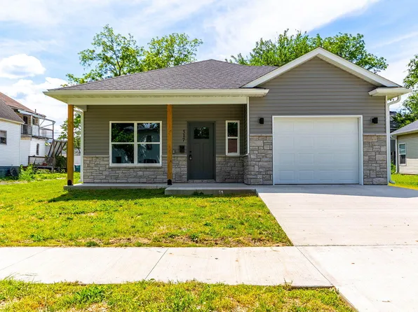 517 S Clark St, Moberly, MO 65270