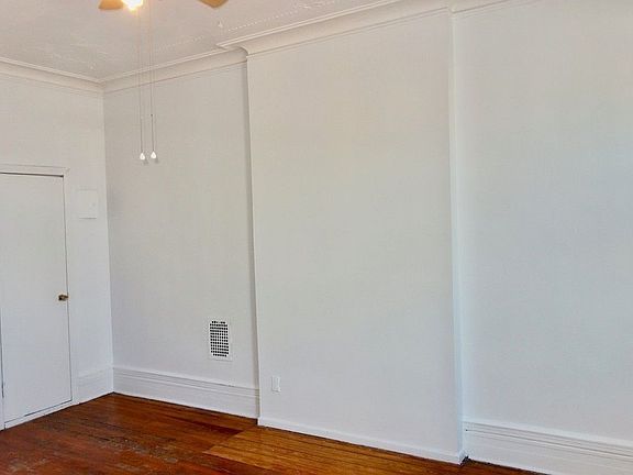 2nd image of 182 8th Ave #3T
