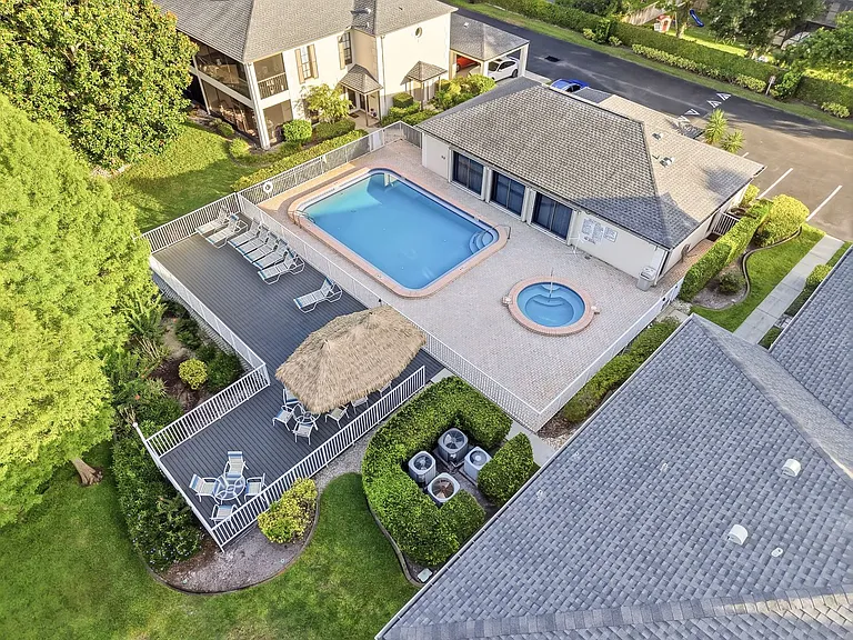 4515 Southampton Ct — Photo 27