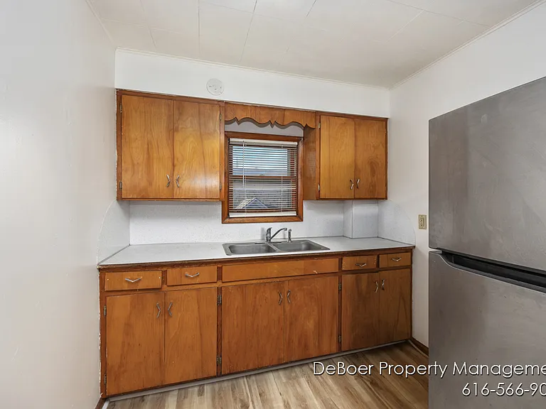1621 Lakeshore Dr #2 — Photo 11
