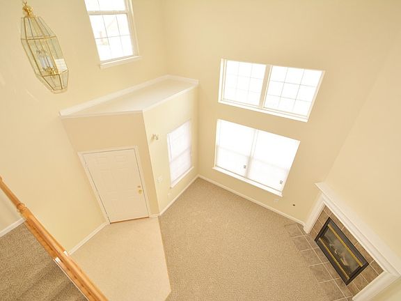 2nd image of 8115 Carina Dr