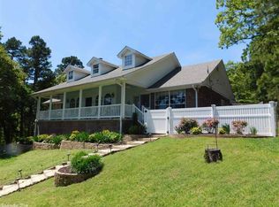 201 Tupelo Dr, Mena, AR 71953