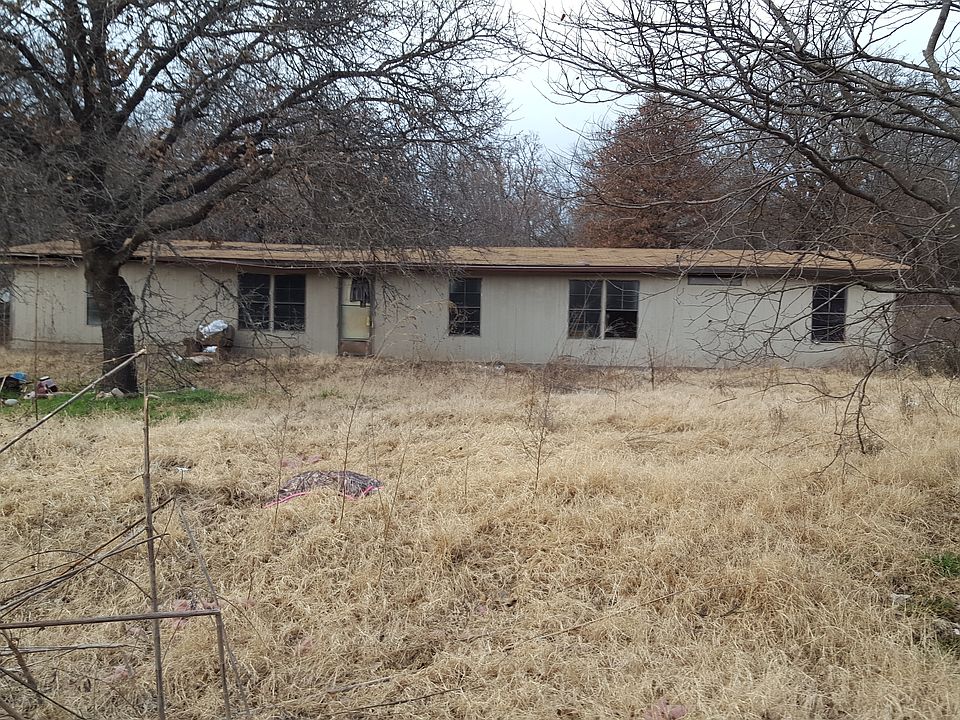 2nd image of 4750 Old Elm Trl