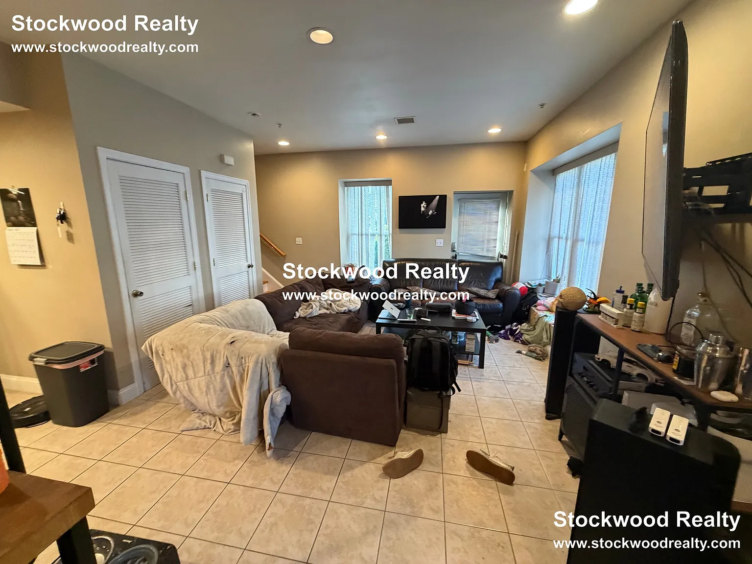 2 bed, 1000 sqft, $2,650 — Photo 2