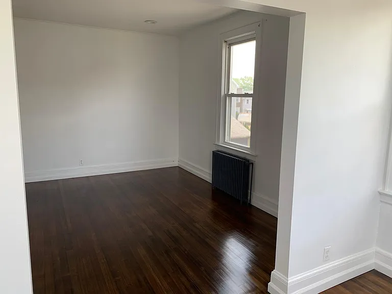 20 Roma St #2 — Photo 9
