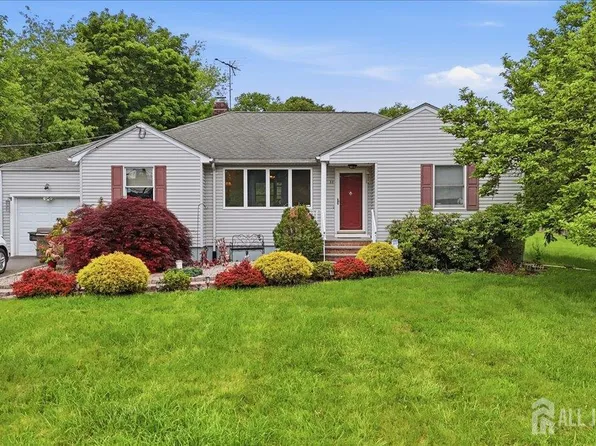 33 Ellison Rd, Somerset, NJ 08873
