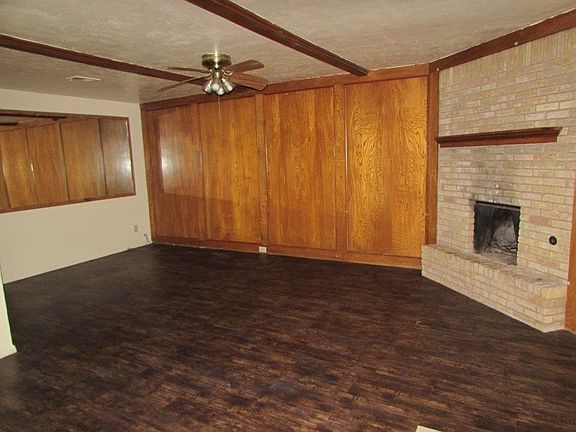 2nd image of 1316 Willow Wood Ct