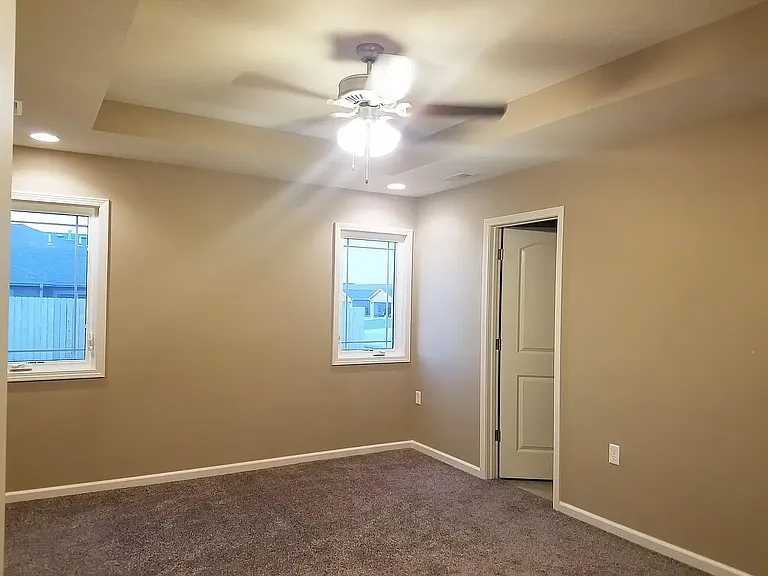 5406 Haddon Ct — Photo 13