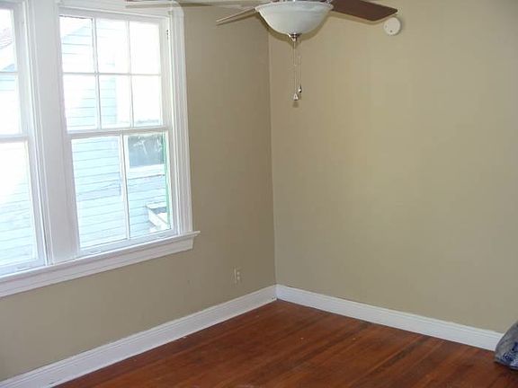 5th image of 8226 Nelson St #A