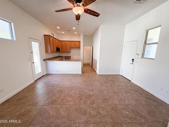 3rd image of 701 E CHARLEVOIX Avenue