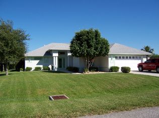 601 SE 19th Ter, Cape Coral, FL 33990