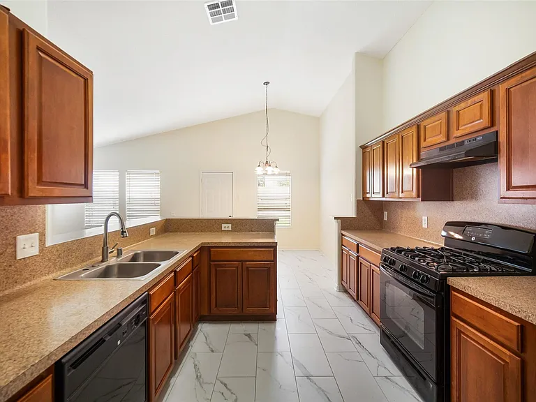 315 Brushy Glen Dr — Photo 25