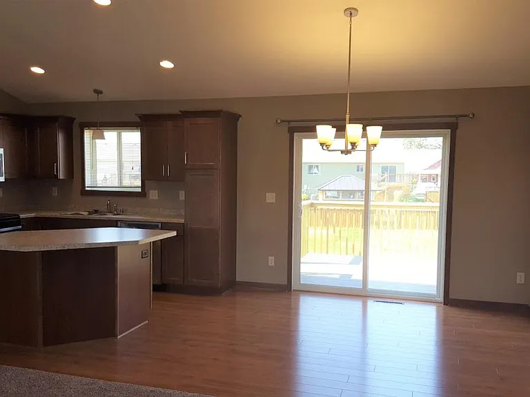Dining-kitchen