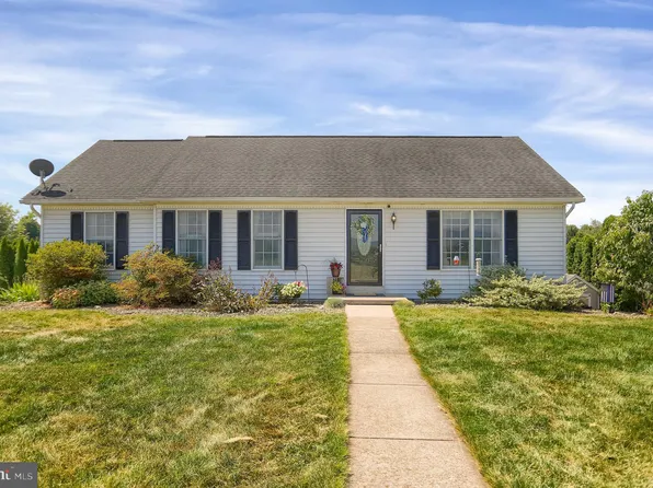 261 Edgewood Dr, Mifflin, PA 17058