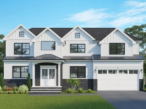 83 Cherry Drive W, Plainview, NY 11803