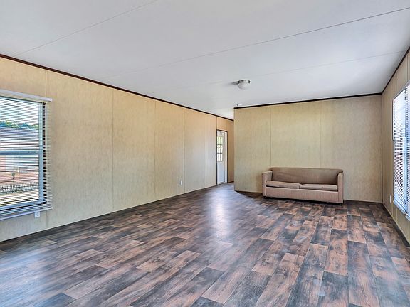 5th image of 50 Avenue D N