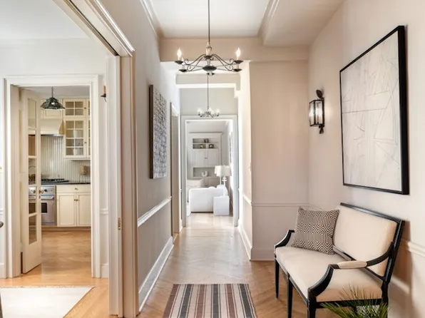 1120 Park Avenue image 3 of 11