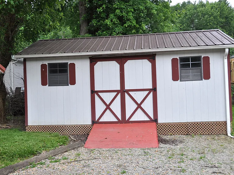 8358 Maple St SW — Photo 14