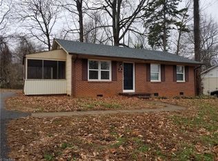 2606 Woodvale Dr, Winston Salem, NC 27127