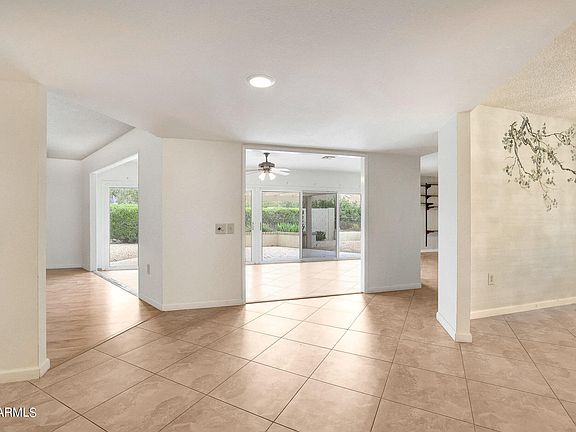3rd image of 17815 N ARROYO Court
