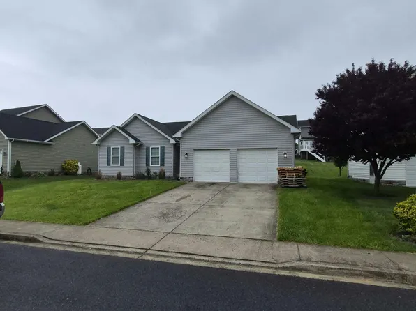 37 Brant Ln, Martinsburg, WV 25403