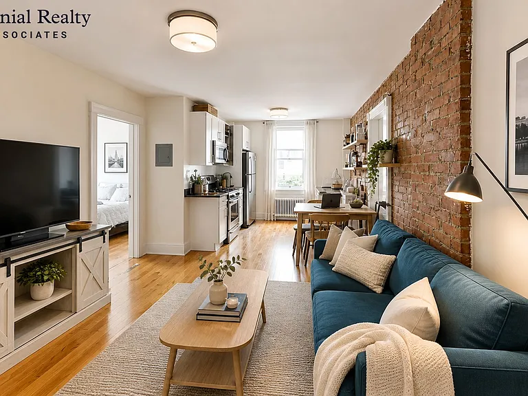 83 Harvard St #21 — Photo 9