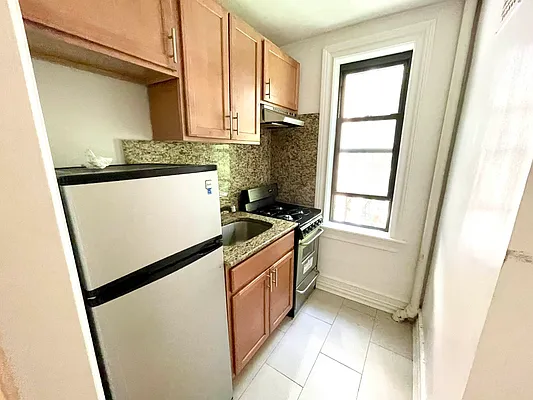 Rented by MOTION New York | media 18